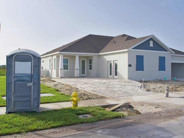 Portable restroom solutions in Mission Hills, CA